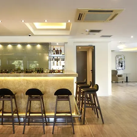 Athens Avenue Hotel Hotel